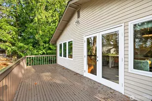 759 Vista Dr, Camano Island, WA 98282 - Photo 8