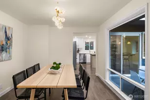 2137 N 128th St, Seattle, WA 98133 - Photo 10