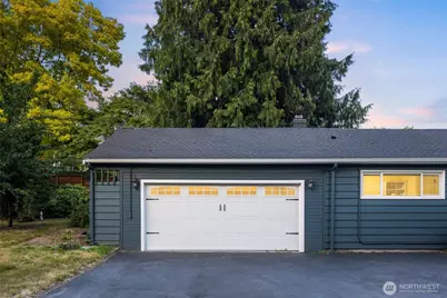 2137 N 128th Street, Seattle, WA 98133 - Photo 30