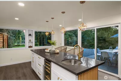 2137 N 128th Street, Seattle, WA 98133 - Photo 16