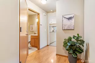 2023 Bush Ave NW, Olympia, WA 98502 - Photo 4