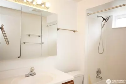 2413 SW Graham Street, Seattle, WA 98106 - Photo 8