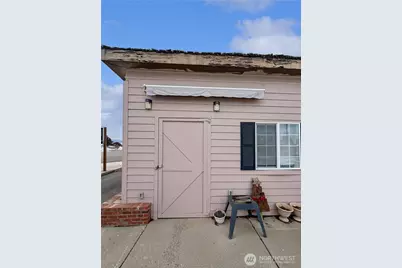 127 W Locust St, Waterville, WA 98858 - Photo 6