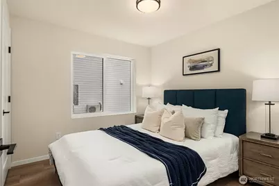 6503 Dibble Avenue NW, Seattle, WA 98107 - Photo 16