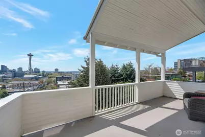 225 Ward Street, Seattle, WA 98109 - Photo 8