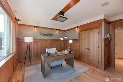 225 Ward Street, Seattle, WA 98109 - Photo 12