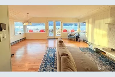 27728 Manzanita Beach Rd SW, Vashon, WA 98070 - Photo 6