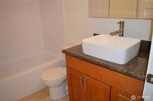 6401 Lake Washington Blvd NE, Kirkland, WA 98033 - Photo 6