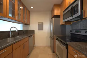 6401 Lake Washington Blvd NE, Kirkland, WA 98033 - Photo 6