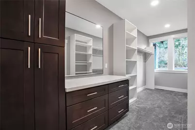 6145 Lake Saint Claire Drive SE, Olympia, WA 98513 - Photo 10