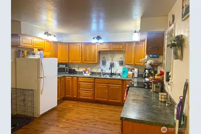 522 Locust Street, Omak, WA 98841 - Photo 8