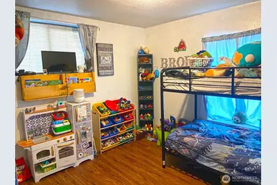 522 Locust Street, Omak, WA 98841 - Photo 18