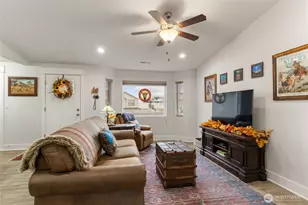 928 Q St SW, Quincy, WA 98848 - Photo 4