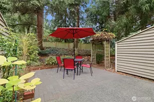 9606 NE 121st Ln, Kirkland, WA 98034 - Photo 2