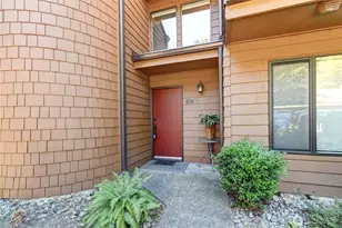 11420 NE 128th St, Kirkland, WA 98034 - Photo 2