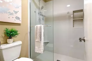 11420 NE 128th St, Kirkland, WA 98034 - Photo 18