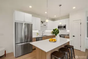 10827 11th Ave NE, Seattle, WA 98125 - Photo 10