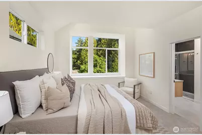 10827 11th Avenue NE, Seattle, WA 98125 - Photo 14
