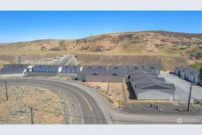 9967 W8 Road NW #F 33, Quincy, WA 98848 - Photo 4