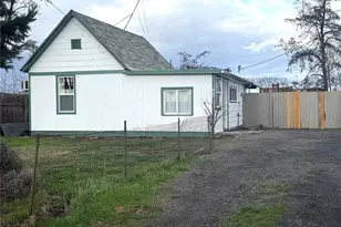 1212 W Moore St, Walla Walla, WA 99362 - Photo 2