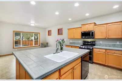 13708 143rd Avenue E, Orting, WA 98360 - Photo 10