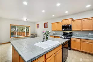 13708 143rd Ave E, Orting, WA 98360 - Photo 10