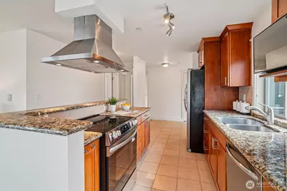 3204 81st Place SE #B202, Mercer Island, WA 98040 - Photo 6