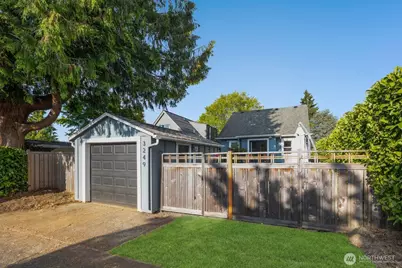 3249 27th Avenue W, Seattle, WA 98199 - Photo 38