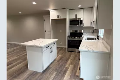 11676 Fry Avenue SW, Port Orchard, WA 98367 - Photo 6