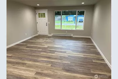 11676 Fry Avenue SW, Port Orchard, WA 98367 - Photo 2