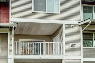 7020 Holly Park Dr S, Seattle, WA 98118 - Photo 14