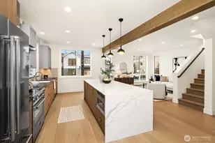 4412 1st Ave NE, Seattle, WA 98105 - Photo 10