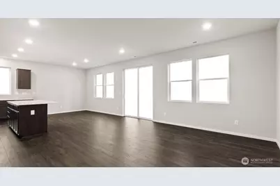 18726 Lipoma Place E, Puyallup, WA 98375 - Photo 6