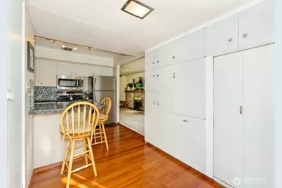 10221 132nd Avenue NE, Kirkland, WA 98033 - Photo 4