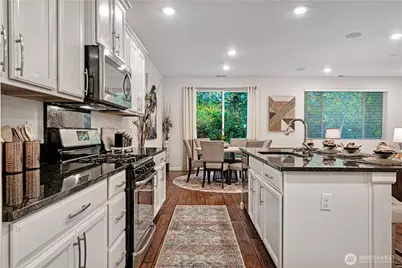 19717 27th Place W #B, Lynnwood, WA 98036 - Photo 10