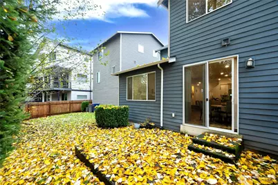 19717 27th Place W #B, Lynnwood, WA 98036 - Photo 26