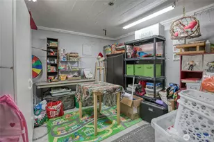 251 N 2nd St, Toledo, WA 98591 - Photo 18