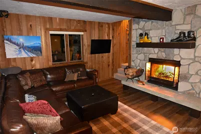 7 Saint Anton Street, Snoqualmie Pass, WA 98068 - Photo 8