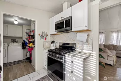 700 NW Crosby Avenue #19, Oak Harbor, WA 98277 - Photo 16