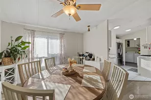 700 NW Crosby Ave, Oak Harbor, WA 98277 - Photo 12