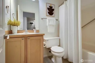 517 225th Lane NE #E102, Sammamish, WA 98074 - Photo 20