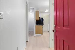 16817 Larch Way, Lynnwood, WA 98037 - Photo 2