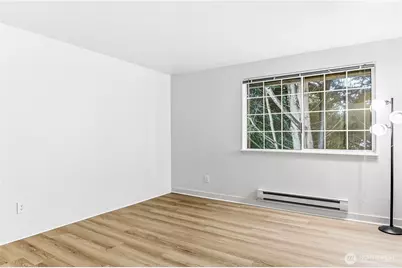 16817 Larch Way #D207, Lynnwood, WA 98037 - Photo 4