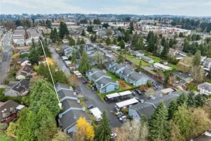 16817 Larch Way, Lynnwood, WA 98037 - Photo 20