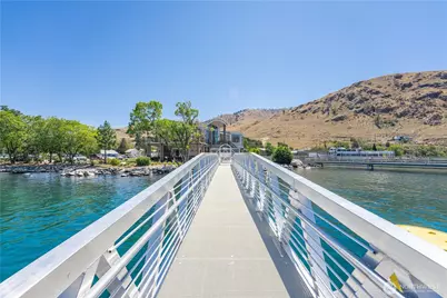 1350 W Woodin Avenue #CDE1, Chelan, WA 98816 - Photo 12
