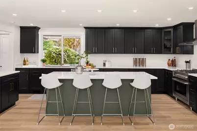 12528 SE 70th Street, Newcastle, WA 98056 - Photo 6