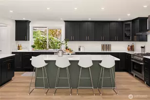 12528 SE 70th St, Newcastle, WA 98056 - Photo 6