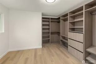 12528 SE 70th St, Newcastle, WA 98056 - Photo 22