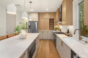 13131 NE 87th Ln, Kirkland, WA 98033 - Photo 8