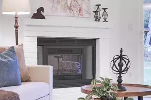 12618 100th Ln NE, Kirkland, WA 98034 - Photo 2